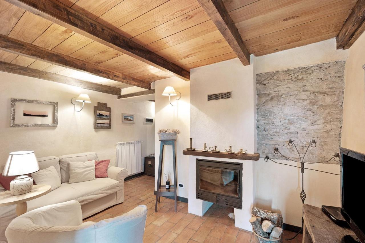 Villa Casa Vittorina à Cesio Extérieur photo