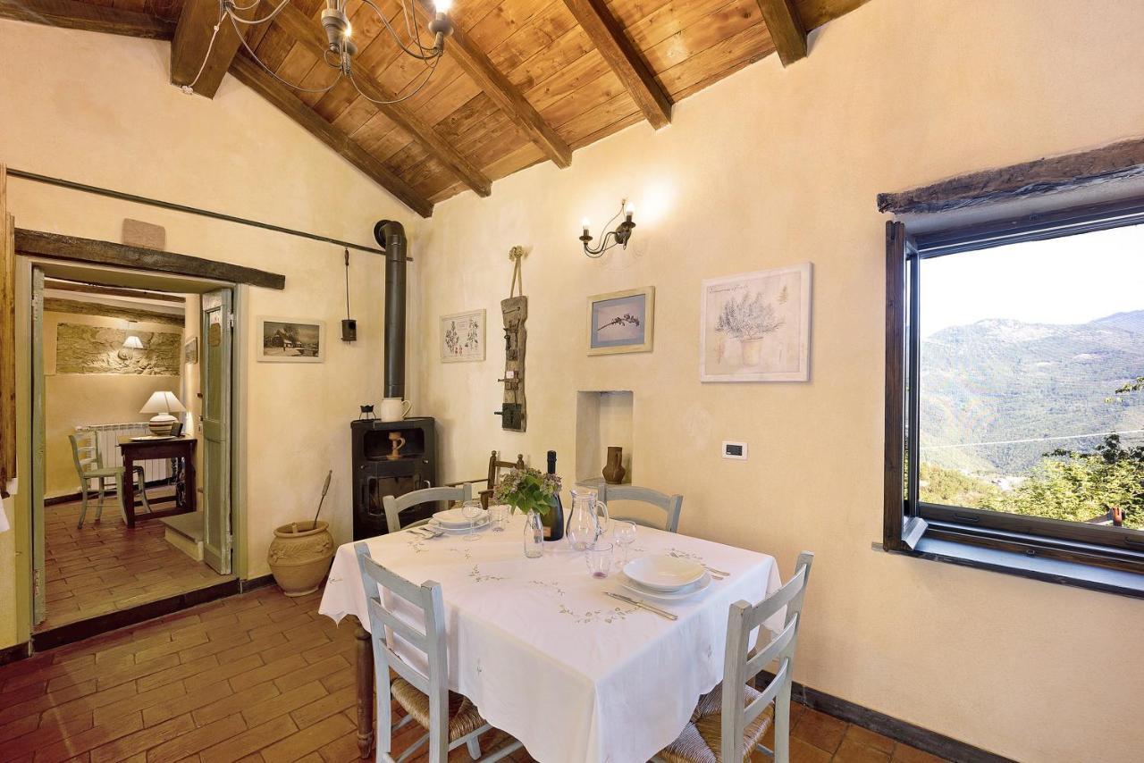 Villa Casa Vittorina à Cesio Extérieur photo