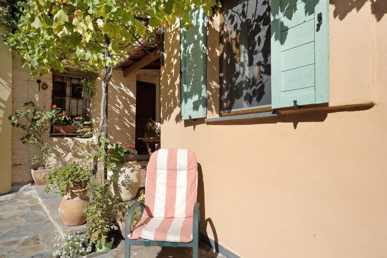 Villa Casa Vittorina à Cesio Extérieur photo